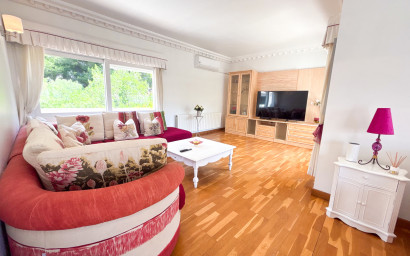 Resale - Villa -
Dehesa de Campoamor