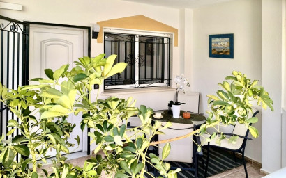 Herverkoop - Herenhuis -
Torrevieja - Los Altos