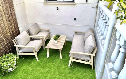 Herverkoop - Herenhuis -
Torrevieja - Los Altos