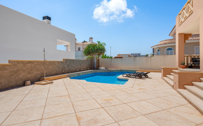 Revente - Villa -
Ciudad Quesada