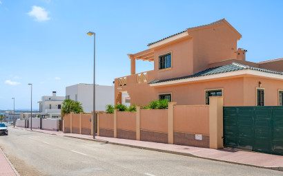 Revente - Villa -
Ciudad Quesada