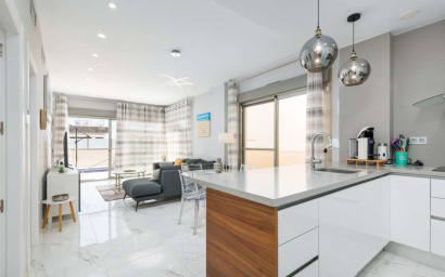 Revente - Villa -
Orihuela Costa - Costa Blanca