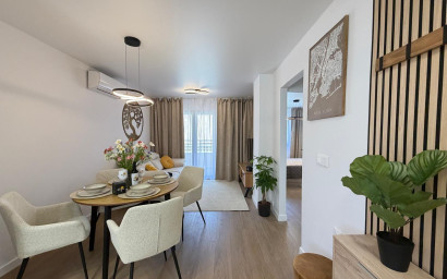 Herverkoop - Plat -
Torrevieja - Nueva Torrevieja