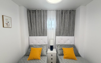 Herverkoop - Plat -
Torrevieja - Nueva Torrevieja