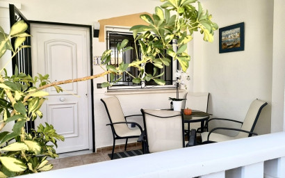 Herverkoop - Herenhuis -
Torrevieja - Costa Blanca