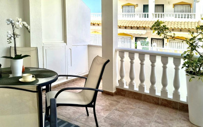 Herverkoop - Herenhuis -
Torrevieja - Costa Blanca