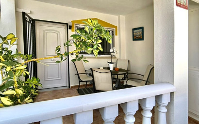 Herverkoop - Herenhuis -
Torrevieja - Costa Blanca