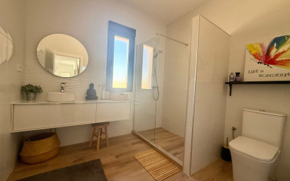Revente - Villa -
Pinoso - Inland
