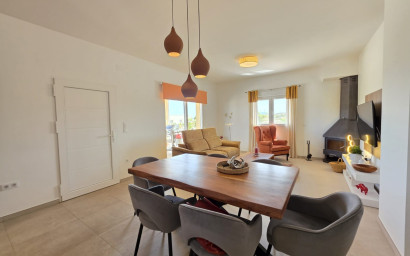 Revente - Villa -
Pinoso - Inland