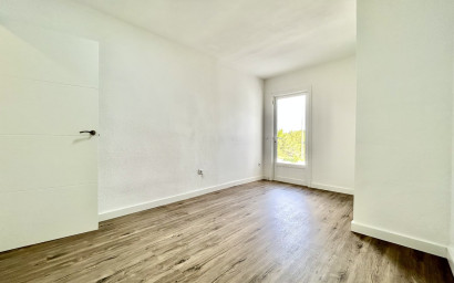 Revente - Appartement -
Villamartín - Costa Blanca