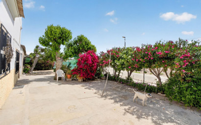 Herverkoop - Landhuis -
Orihuela Costa - Desamparados-hurchillo-torremendo