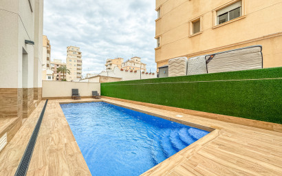 Revente - Appartement -
Torrevieja - Nueva Torrevieja