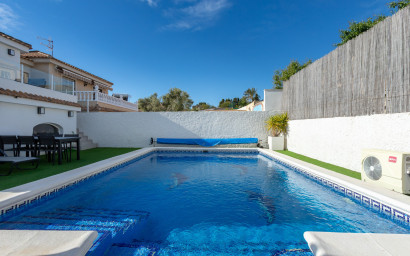 Herverkoop - Villa -
Torrevieja - Los Balcones