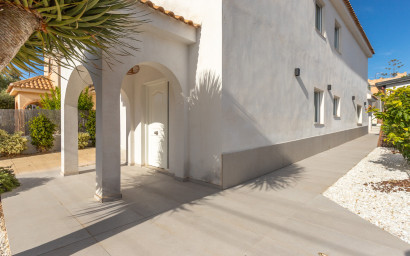 Herverkoop - Villa -
Torrevieja - Los Balcones