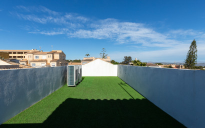 Herverkoop - Villa -
Torrevieja - Los Balcones