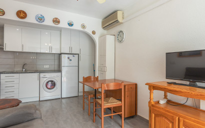 Herverkoop - Bungalow -
Torrevieja - Lago Jardin