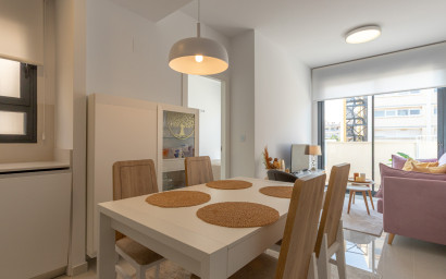 Herverkoop - Apartment - Top Floor Apartment -
Torrevieja