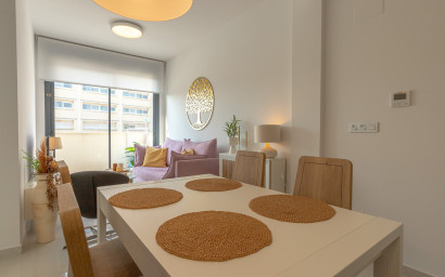 Herverkoop - Apartment - Top Floor Apartment -
Torrevieja