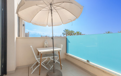 Herverkoop - Apartment - Top Floor Apartment -
Torrevieja