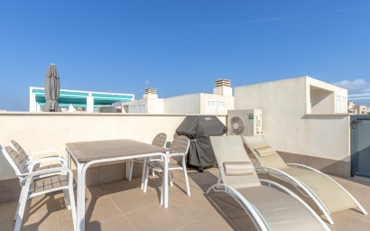 Herverkoop - Apartment - Top Floor Apartment -
Torrevieja