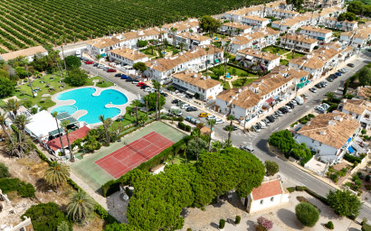Herverkoop - Bungalow -
Torrevieja - Lago Jardin