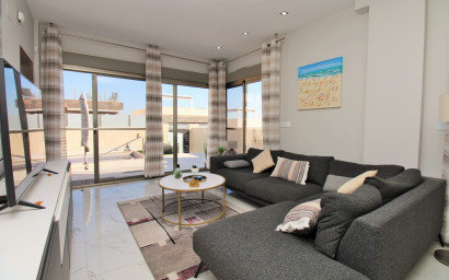 Herverkoop - Villa -
Villamartín