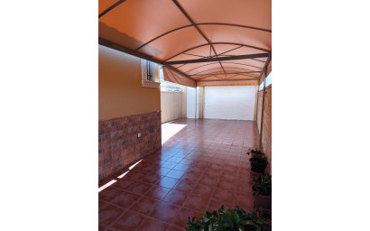 Herverkoop - Villa -
San Fulgencio - La Marina