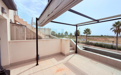 Revente - Villa -
Ciudad Quesada - Pueblo Bravo
