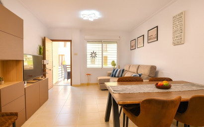 Herverkoop - Villa -
Algorfa