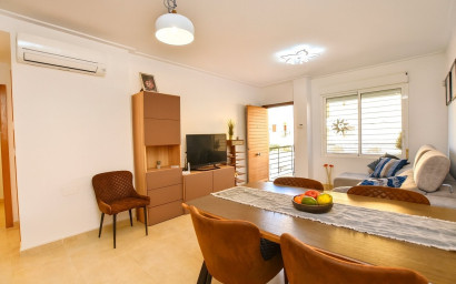 Herverkoop - Villa -
Algorfa