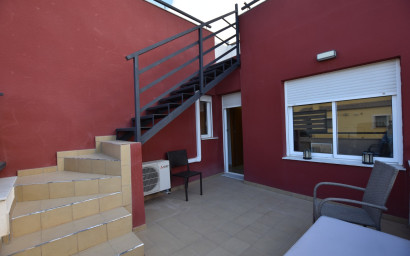 Herverkoop - Villa -
Algorfa