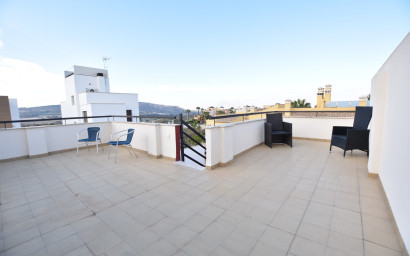 Herverkoop - Villa -
Algorfa