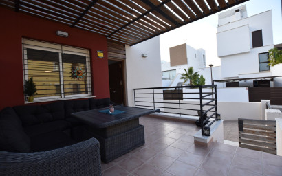 Herverkoop - Villa -
Algorfa