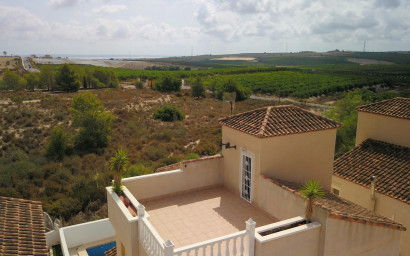 Resale - Villa -
San Miguel de Salinas - Lake View Mansions