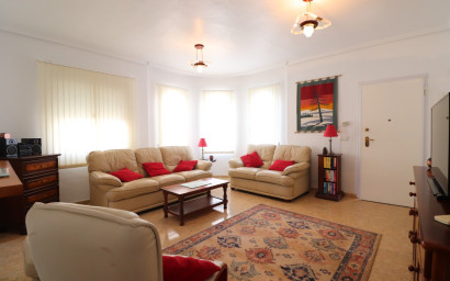 Resale - Villa -
Algorfa