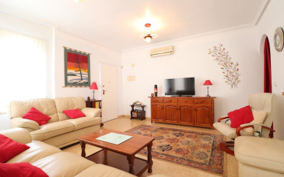 Resale - Villa -
Algorfa