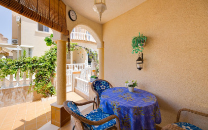 Herverkoop - Herenhuis -
Orihuela Costa - Playa Flamenca