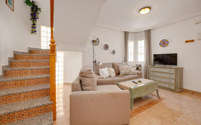 Herverkoop - Herenhuis -
Orihuela Costa - Playa Flamenca