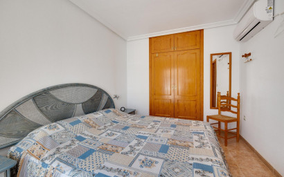 Herverkoop - Herenhuis -
Orihuela Costa - Playa Flamenca