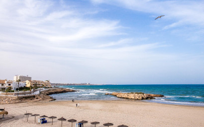 Herverkoop - Herenhuis -
Orihuela Costa - Playa Flamenca