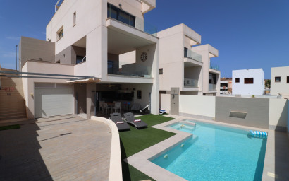 Revente - Villa -
Benijofar