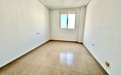 Revente - Appartement -
Torrevieja