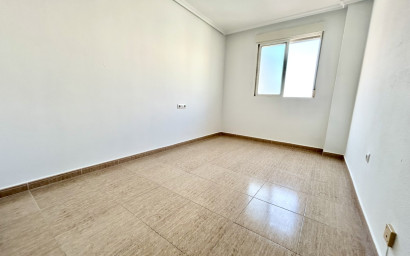 Revente - Appartement -
Torrevieja