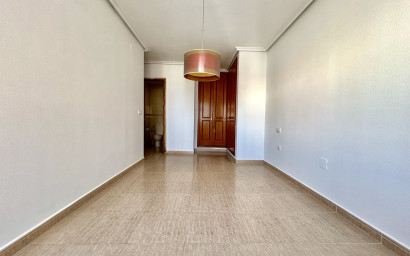 Revente - Appartement -
Torrevieja