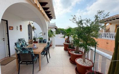 Revente - Maison mitoyenne -
Lomas de Cabo Roig - Orihuela Costa
