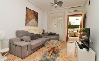 Revente - Appartement -
Punta Prima