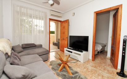 Revente - Appartement -
Punta Prima