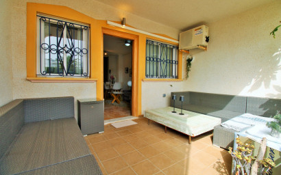 Revente - Appartement -
Punta Prima
