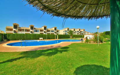 Revente - Appartement -
Punta Prima