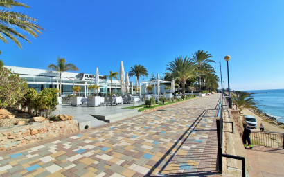 Revente - Appartement -
Punta Prima